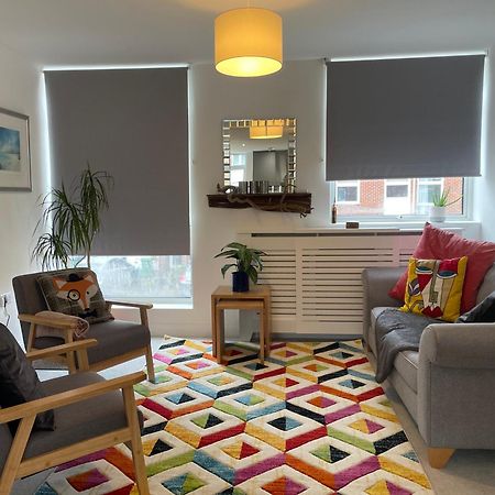 Modern And Comfortable Flat With Private Parking Oxford Exterior foto