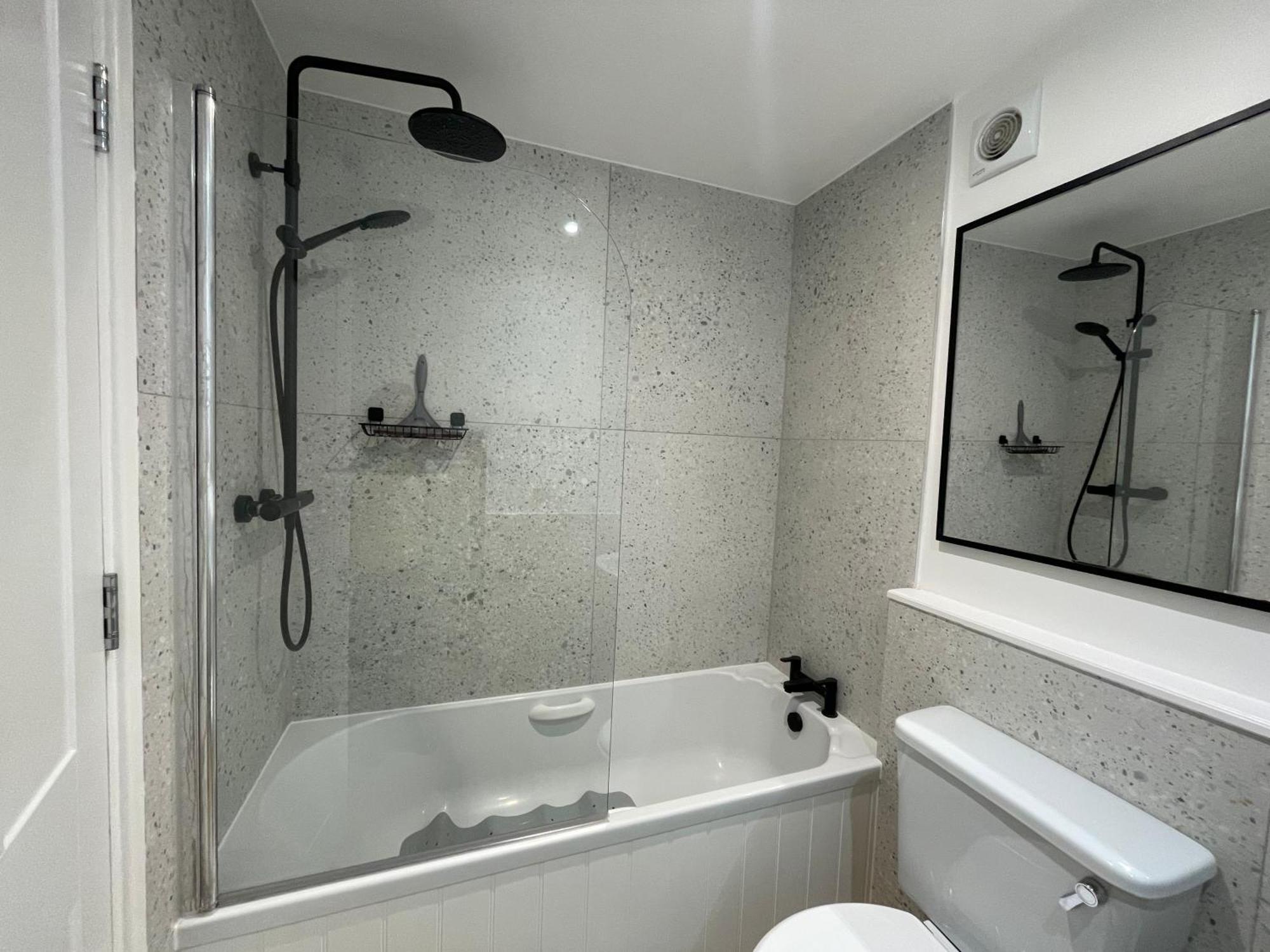 Modern And Comfortable Flat With Private Parking Oxford Exterior foto